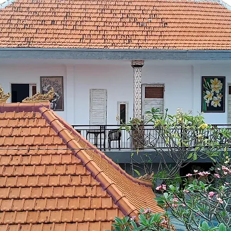 Roy Guest House